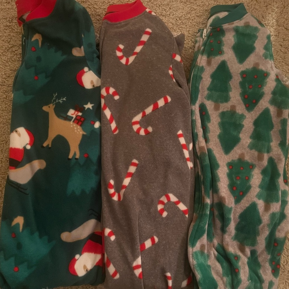 Carter's Size 4 Holiday Footie Pajama Set/Lot - Green, Gray, Red